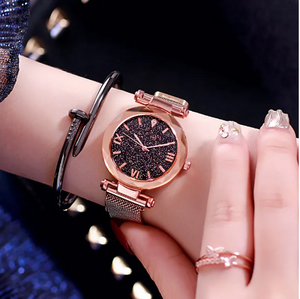 Luxury Women Dazzling Magnetic Strap Watch